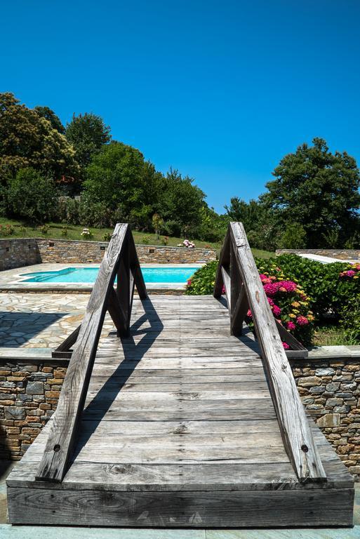 Luxury Villa With Pool In Tsagkarada Exterior foto